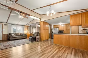 2219 W 28th St, Pueblo, CO 81003 - Photo 9
