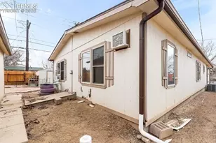 2219 W 28th St, Pueblo, CO 81003 - Photo 31
