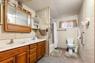 2219 W 28th St, Pueblo, CO 81003 - Photo 19