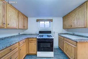 215 E Jefferson St, Colorado Springs, CO 80907 - Photo 17