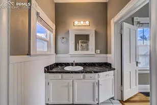 215 E Jefferson St, Colorado Springs, CO 80907 - Photo 15