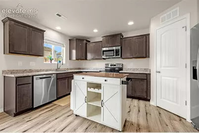 11036 Bossett Drive, Peyton, CO 80831 - Photo 7
