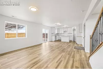 9134 Chieftan Drive, Colorado Springs, CO 80925 - Photo 11