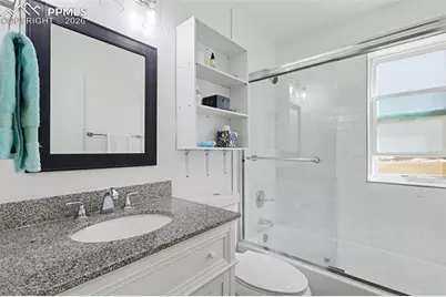 2429 W Platte Avenue, Colorado Springs, CO 80904 - Photo 23