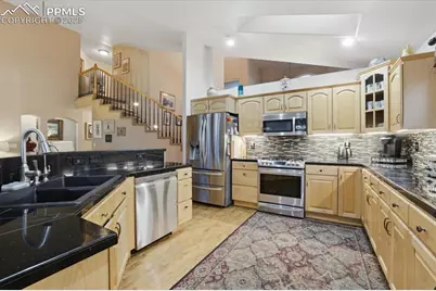 15655 Falcon Ridge Court, Colorado Springs, CO 80921 - Photo 9