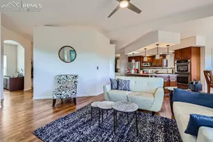 17572 Saddleridge Ct, Monument, CO 80132 - Photo 9