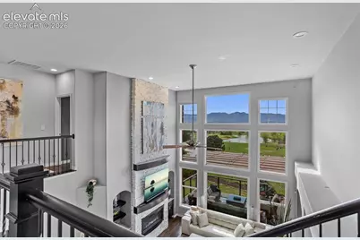 9952 Oak Knoll Terrace, Colorado Springs, CO 80920 - Photo 17