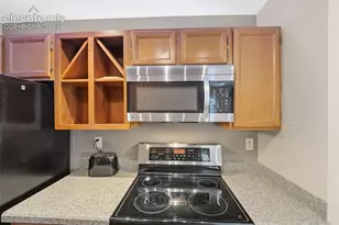 932 Tampico Ct, Colorado Springs, CO 80910 - Photo 13