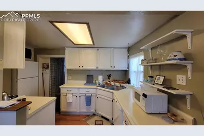 112 N 18th Street, Colorado Springs, CO 80904 - Photo 11
