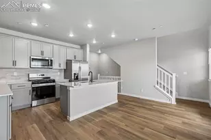 1141 Babette Hts, Colorado Springs, CO 80904 - Photo 7
