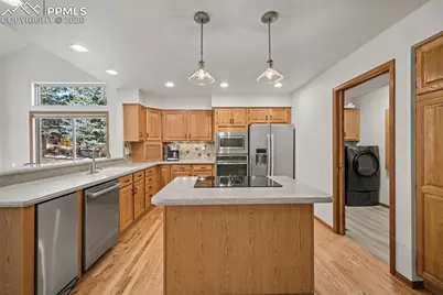 2485 Vantage Drive, Colorado Springs, CO 80919 - Photo 15