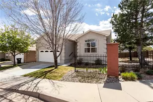 1676 Pinon Glen Cir, Colorado Springs, CO 80919 - Photo 45