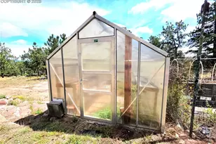 277 Cherokee Dr, Florissant, CO 80816 - Photo 35