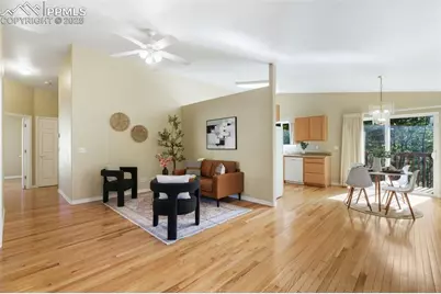 3263 Chestnut Glen Lane, Colorado Springs, CO 80918 - Photo 3