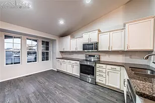 7128 Mustang Rim Dr, Colorado Springs, CO 80923 - Photo 13