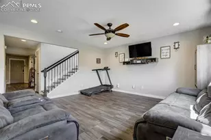 3812 Chia Dr, Colorado Springs, CO 80925 - Photo 9