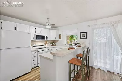 6836 Overland Drive, Colorado Springs, CO 80919 - Photo 7