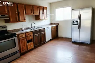 1214 Burnham St, Colorado Springs, CO 80906 - Photo 3