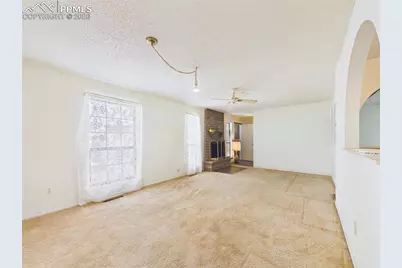 922 W McCulloch Boulevard, Pueblo West, CO 81007 - Photo 7
