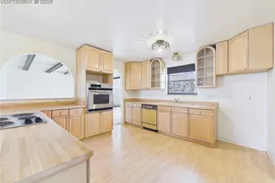 922 W McCulloch Blvd, Pueblo West, CO 81007 - Photo 17
