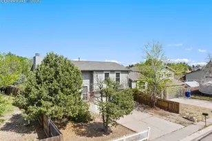 3105 Sunray Pl, Colorado Springs, CO 80916 - Photo 3