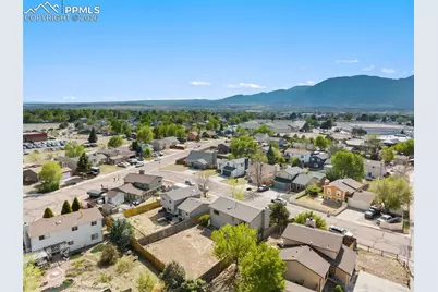 3105 Sunray Place, Colorado Springs, CO 80916 - Photo 7
