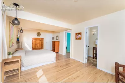 1031 Valley Road, Colorado Springs, CO 80904 - Photo 11