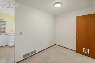 1632 Maitland Ct, Colorado Springs, CO 80919 - Photo 9