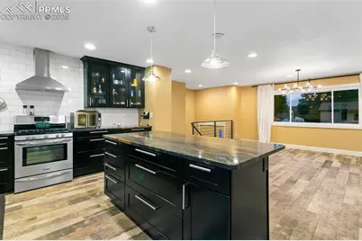 6320 Lemonwood Drive, Colorado Springs, CO 80918 - Photo 9