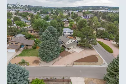 6717 Bishop Drive, Colorado Springs, CO 80918 - Photo 41