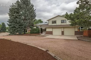 6717 Bishop Dr, Colorado Springs, CO 80918 - Photo 5