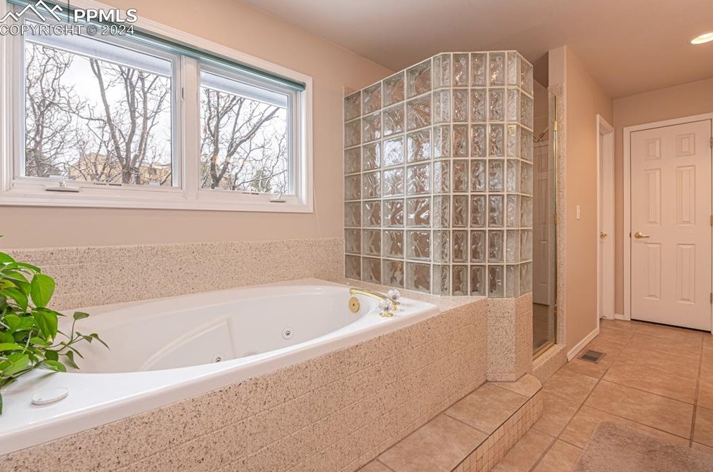 18475 Lower Lake Rd, Woodmoor CO 80132-9042 exterior