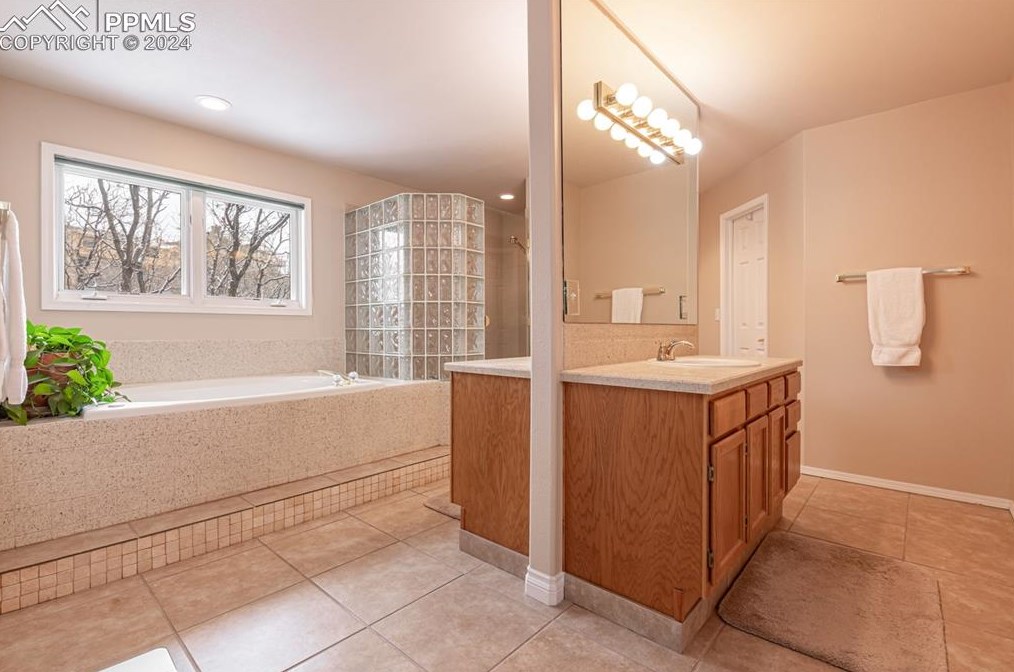 18475 Lower Lake Rd, Woodmoor CO 80132-9042 exterior