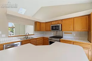 4827 Herndon Cir, Colorado Springs, CO 80920 - Photo 9