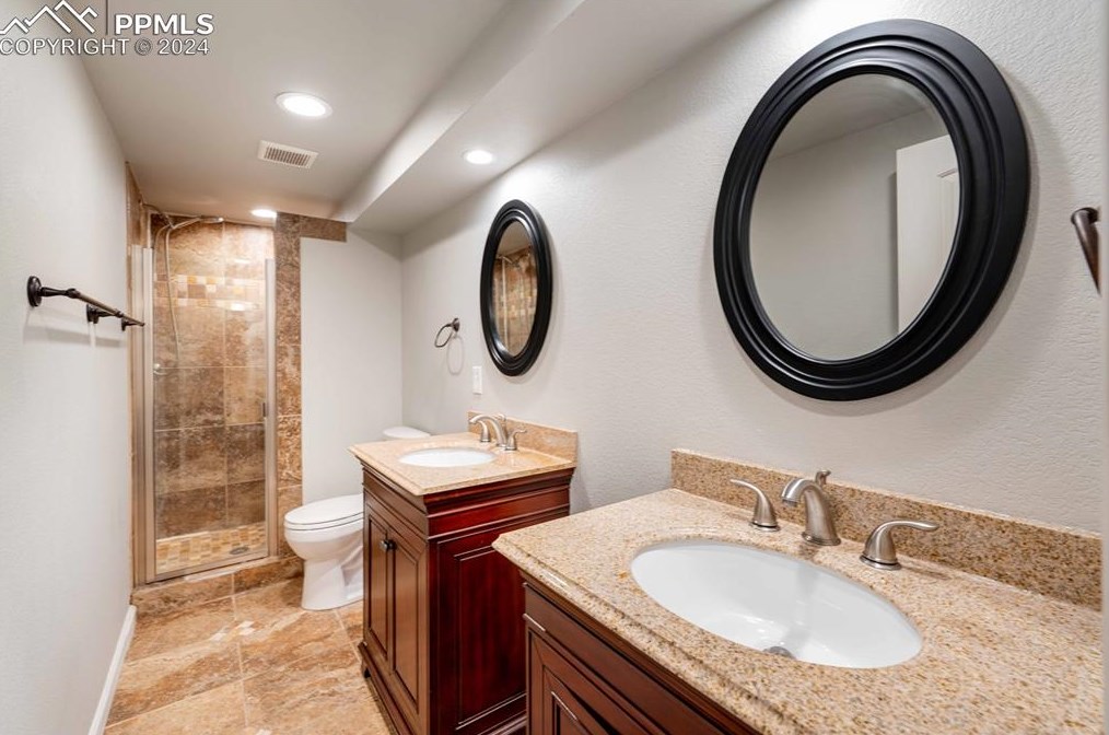 10446 Stonewillow Dr, Parker CO  80134-2503 exterior