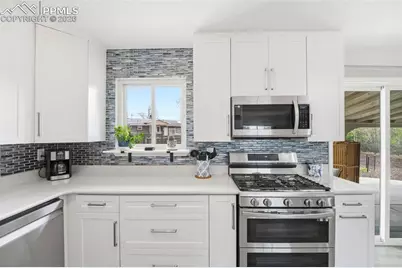 2938 Del Mar Circle, Colorado Springs, CO 80910 - Photo 9