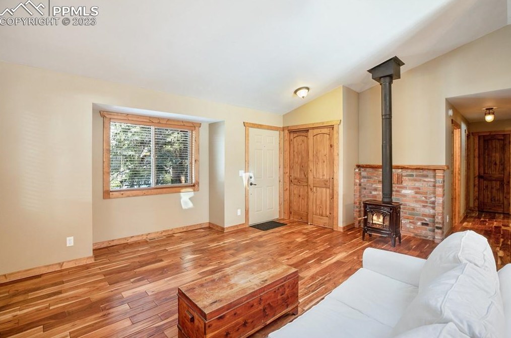 251 Gunnison Ave, Woodland Park CO 80863-1362 exterior