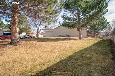 4257 Hunting Meadows Circle, Colorado Springs, CO 80916 - Photo 25