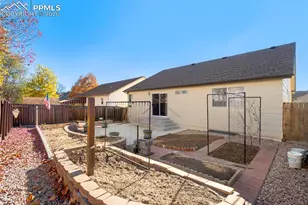 2380 Royal Palm Dr, Colorado Springs, CO 80918 - Photo 47