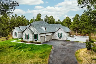 8360 Wranglers Way, Colorado Springs, CO 80908 - Photo 3