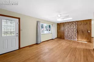 1115 Kingsley Dr, Colorado Springs, CO 80909 - Photo 9