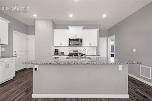 10188 Castor Dr, Colorado Springs, CO 80925 - Photo 11