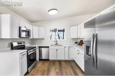 7585 Woody Creek Drive, Colorado Springs, CO 80911 - Photo 9