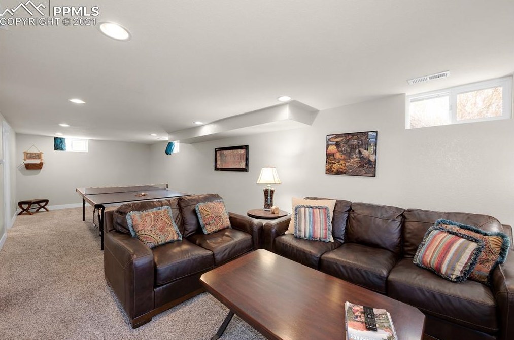 1514 Platte Ave, Colorado Springs CO 80909-6049 exterior