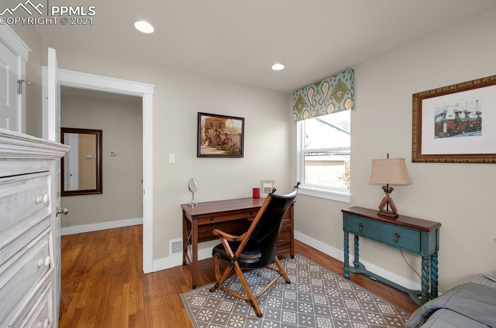 1514 Platte Ave, Colorado Springs CO 80909-6049 exterior