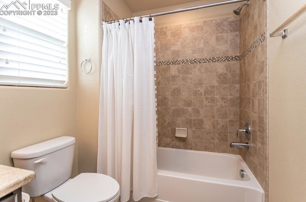 1234 Antrim Loop, Colorado Springs CO 80910 exterior