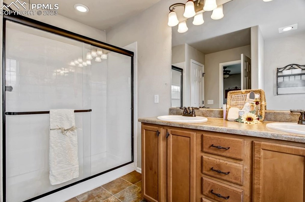 2048 Babbling Strm Hts, Colorado Springs CO 80910-3018 exterior