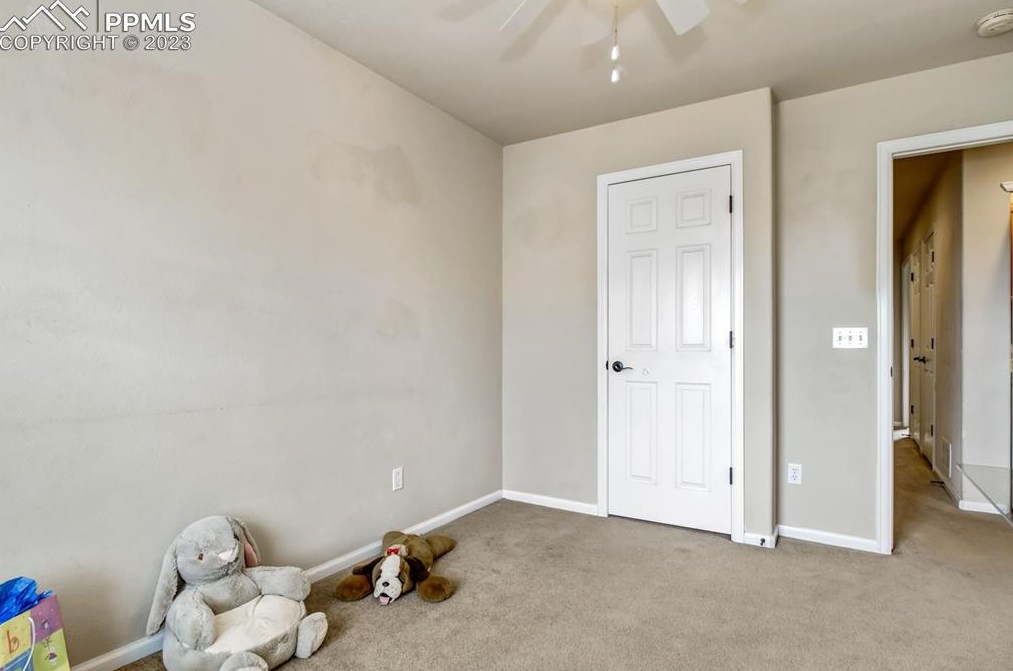 2048 Babbling Strm Hts, Colorado Springs CO 80910-3018 exterior