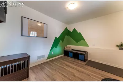 918 Lorraine Avenue, Woodland Park, CO 80863 - Photo 35