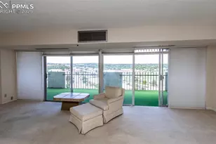 411 Lakewood Cir, Colorado Springs, CO 80910 - Photo 15